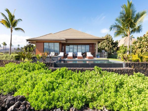 Kohala Coast Luxury 4-Bedroom Retreat with Ocean Views