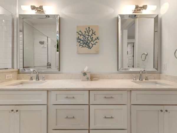 Holmes Beach Vacation Home With Private Pool And Spa