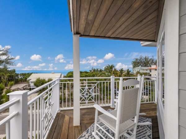 Holmes Beach Vacation Home With Private Pool And Spa