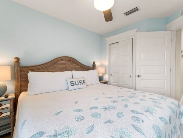 Holmes Beach Vacation Home With Private Pool And Spa