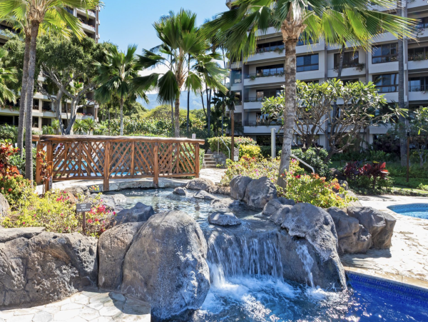Exceptional Beachfront 6 Bedroom Kaanapali Vacation Rental