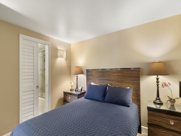 Exceptional Beachfront 6 Bedroom Kaanapali Vacation Rental