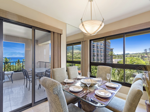 Exceptional Beachfront 6 Bedroom Kaanapali Vacation Rental