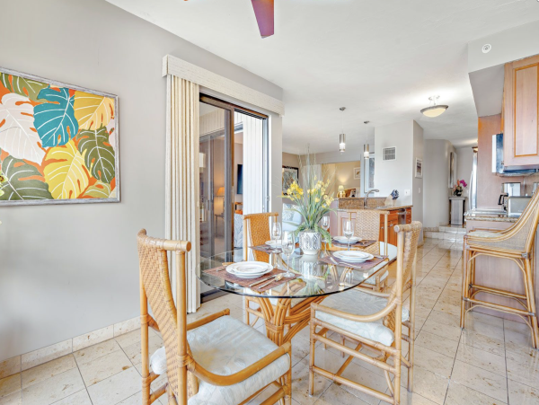 Exceptional Beachfront 6 Bedroom Kaanapali Vacation Rental