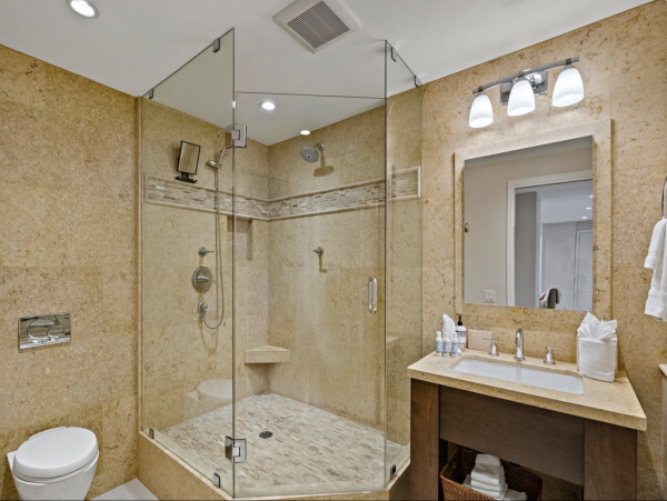 Exceptional Beachfront 6 Bedroom Kaanapali Vacation Rental