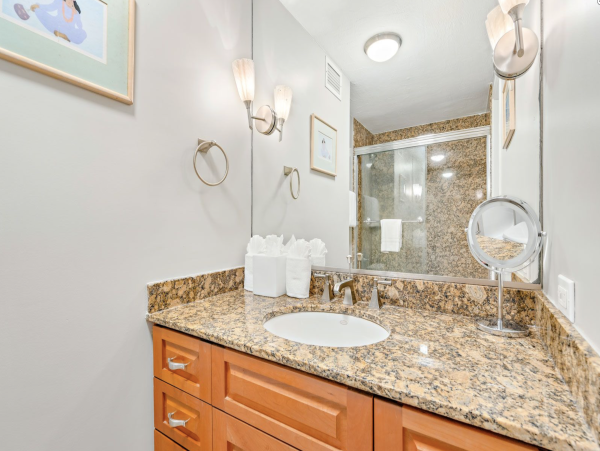 Exceptional Beachfront 6 Bedroom Kaanapali Vacation Rental