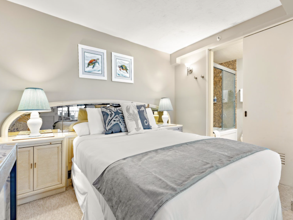 Exceptional Beachfront 6 Bedroom Kaanapali Vacation Rental