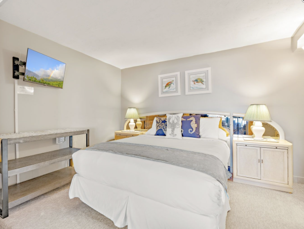 Exceptional Beachfront 6 Bedroom Kaanapali Vacation Rental