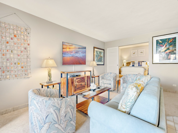 Exceptional Beachfront 6 Bedroom Kaanapali Vacation Rental