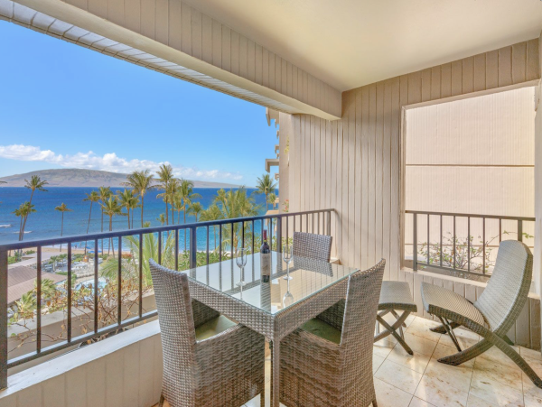 Exceptional Beachfront 6 Bedroom Kaanapali Vacation Rental