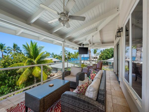 The Ultimate Island Pool Home Pure Luxury in Kailua-Kona