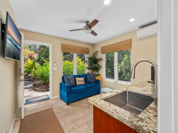 The Ultimate Island Pool Home Pure Luxury in Kailua-Kona