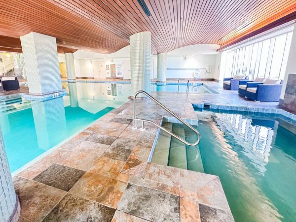 Gulf Front Luxury 4th floor Pensacola Beach Condo