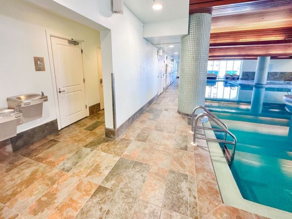Gulf Front Luxury 4th floor Pensacola Beach Condo