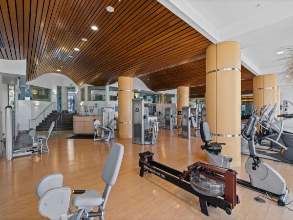 Gulf Front Luxury 4th floor Pensacola Beach Condo