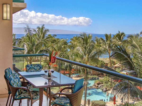 Kaanapali Beach Luxury Sleeps 14 Guests