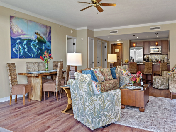 Kaanapali Beach Luxury Sleeps 14 Guests