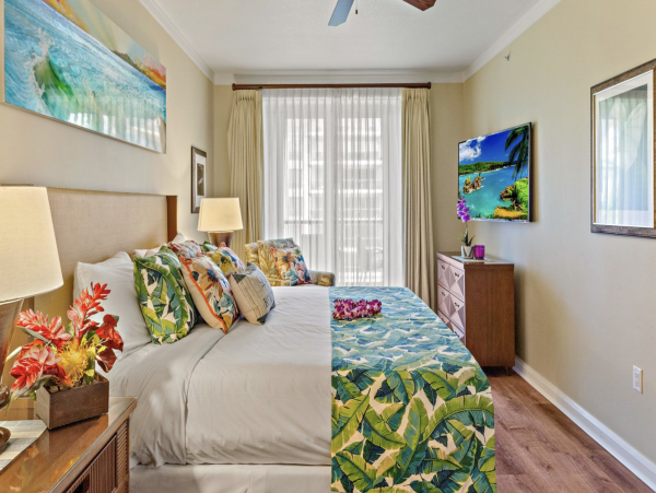 Kaanapali Beach Luxury Sleeps 14 Guests