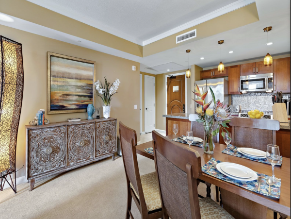 Kaanapali Beach Luxury Sleeps 14 Guests