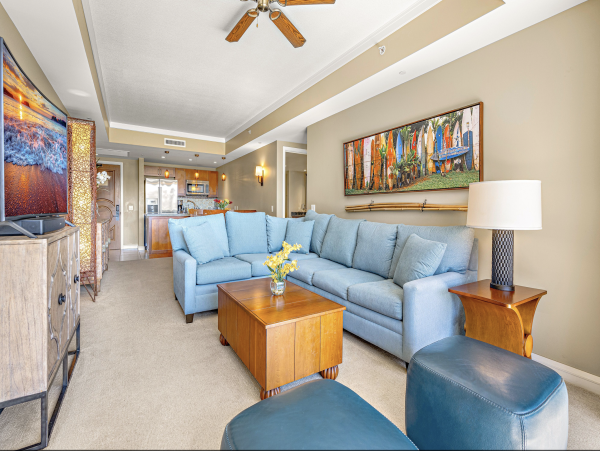 Kaanapali Beach Luxury Sleeps 14 Guests