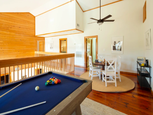 Luxurious Charleston Home with 9-Bedrooms and a Pool