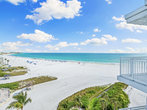 One of the Best Beach Condos on Siesta