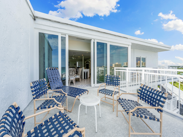 One of the Best Beach Condos on Siesta