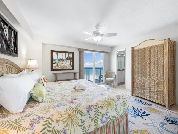 One of the Best Beach Condos on Siesta