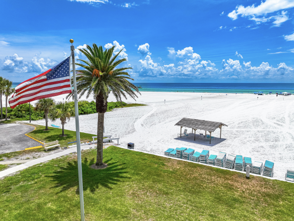 One of the Best Beach Condos on Siesta
