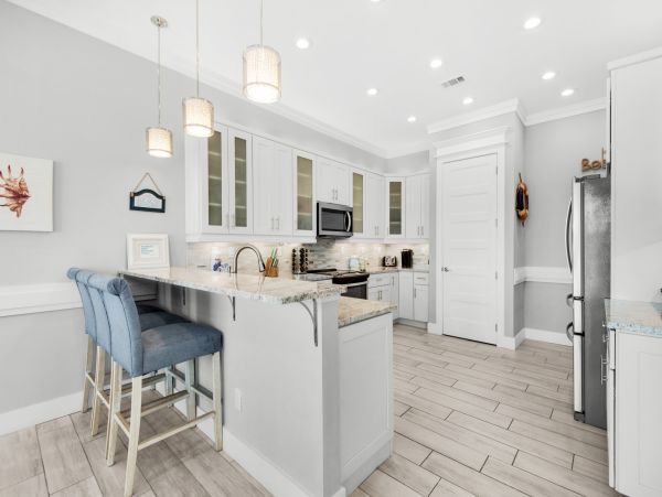 Ultimate Beachside Five Bedroom Getaway in Navarre
