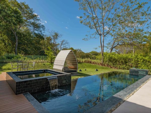 Luxury Four Bedroom Pool Home in Playa Conchal