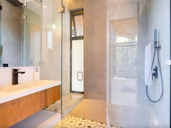 Luxury Four Bedroom Pool Home in Playa Conchal