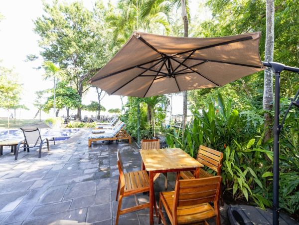 Tamarindo Four Bedroom Posh Vacation Home