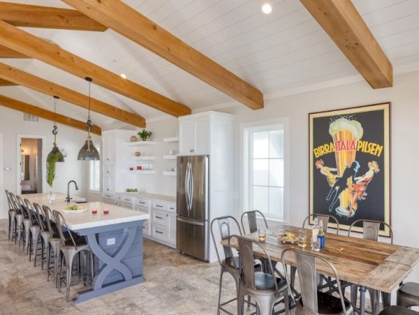 Ten Bedroom Home with Modern Elegance in Hilton Head