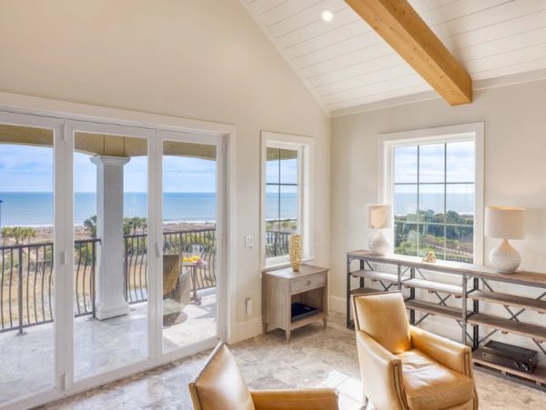 Ten Bedroom Home with Modern Elegance in Hilton Head
