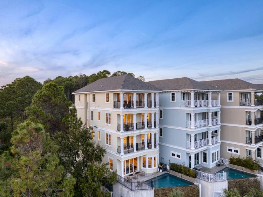Ten Bedroom Home with Modern Elegance in Hilton Head