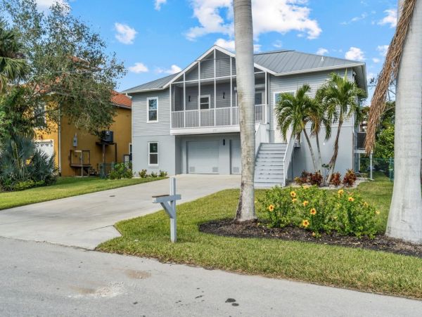 Canal Front Four Bedroom Charming Home in Bonita Beach