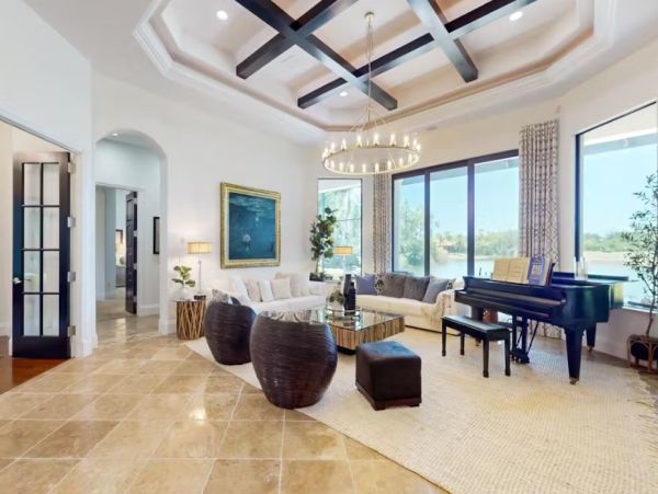 Naples Luxury Four Bedroom Vacation Home with Amazing Views & Pool