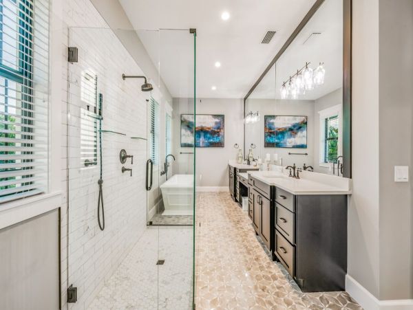 Lido Key Six Bedroom Elegant Retreat