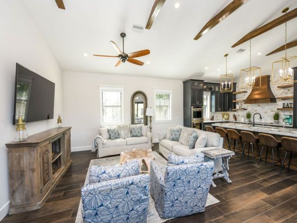Lido Key Six Bedroom Elegant Retreat