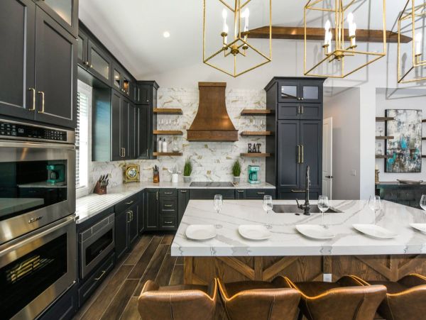Lido Key Six Bedroom Elegant Retreat