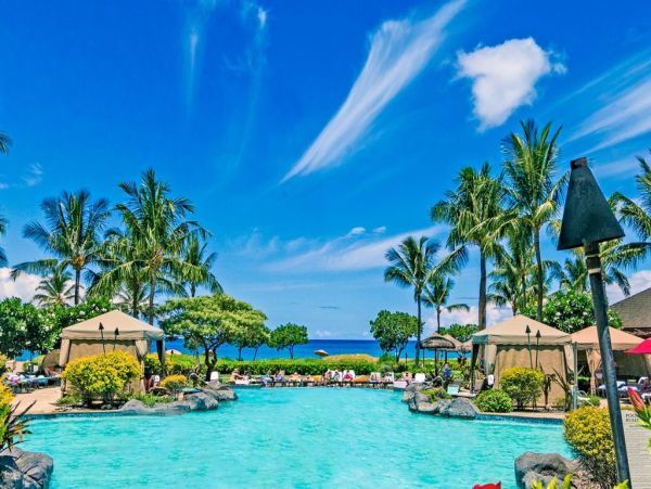 Luxurious Five Bedroom Kaanapali Vacation Residence