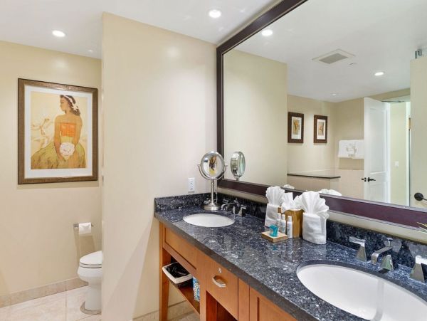 Luxurious Five Bedroom Kaanapali Vacation Residence