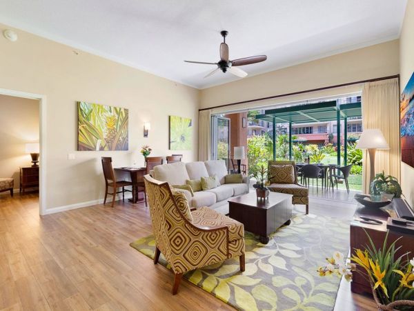 Luxurious Five Bedroom Kaanapali Vacation Residence