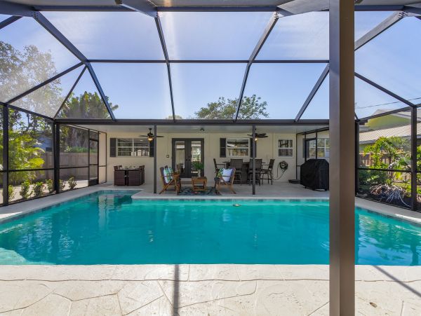 New Arrival One of Naples Most Pretty Rental Homes