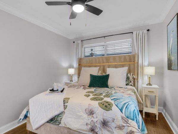 New Arrival One of Naples Most Pretty Rental Homes