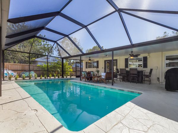 New Arrival One of Naples Most Pretty Rental Homes