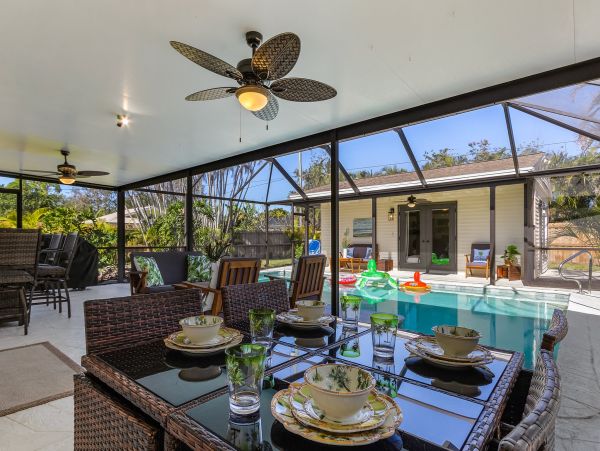 New Arrival One of Naples Most Pretty Rental Homes