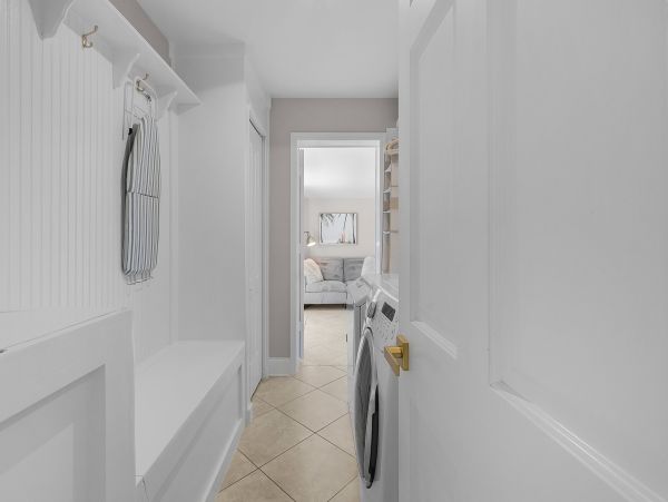 New Arrival One of Naples Most Pretty Rental Homes