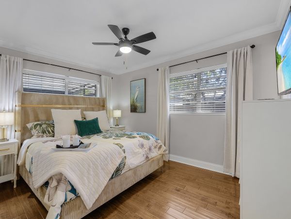 New Arrival One of Naples Most Pretty Rental Homes